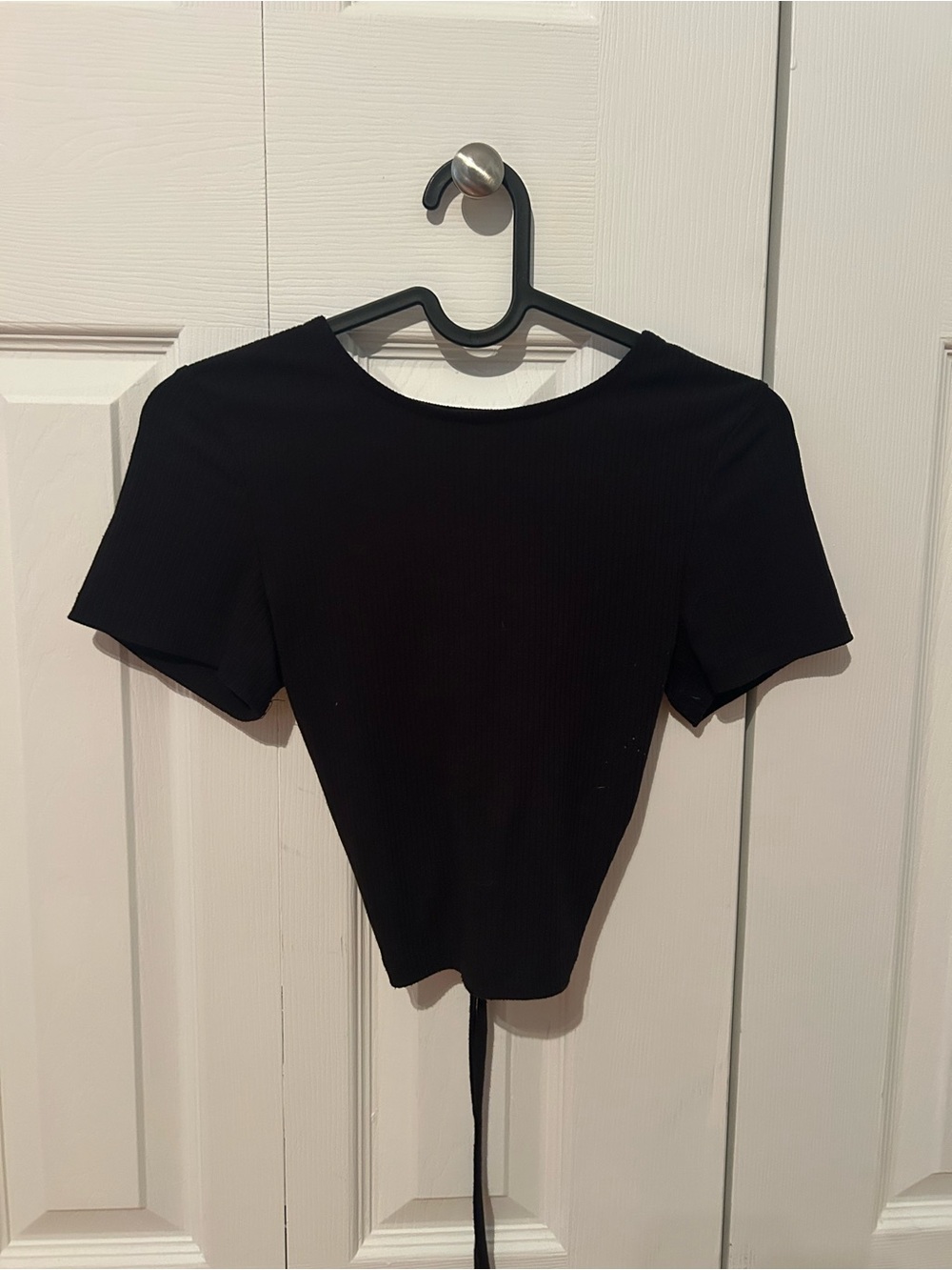 Eclipse Black Ribbed Short-Sleeve Tie-Back Crop
